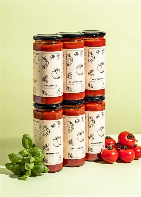 tomatsås med basilika koro